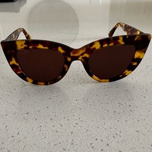 DIFF Eyewear - Kimmy Cat Eye Sunglasses